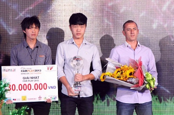 U-19 VN giành giải thưởng Fair - Play 2013